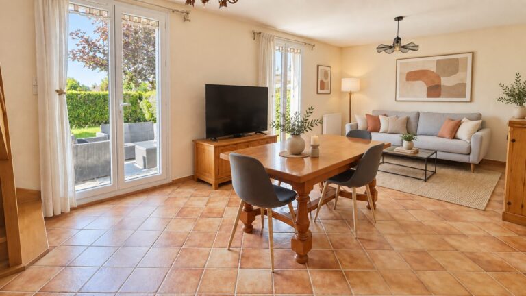 BUCHELAY – Maison familiale 5 chambres avec 3 chambres de plain-pied